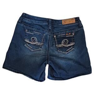 Seven7 Womens Bermuda Low-Rise Dark Wash Denim Shorts Size 4 28Wx5.5L